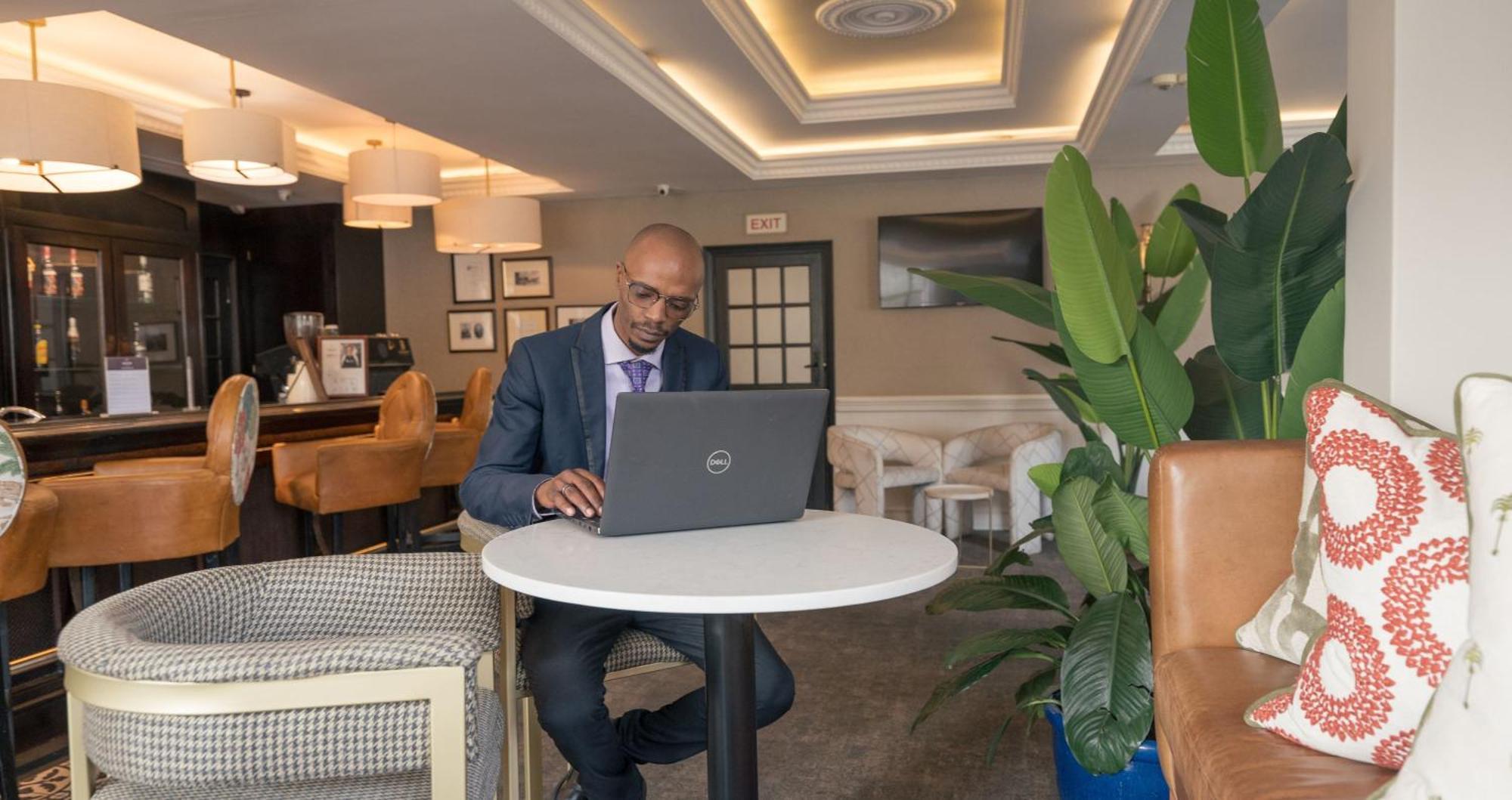 Anew Hotel Hilton Pietermaritzburg Kültér fotó